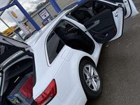 Gebraucht Audi A4 Sport 150 PS (110 kW) 2016 Weiß Kombi