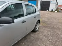 Gebraucht Opel Astra Edition 90 PS (66 kW) 2009 Silber Limousine
