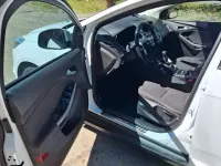 Używany Ford Focus SYNC Edition 101 KM (74 kW) 2014 Biały Kombi