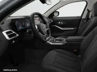 Gebraucht BMW 320 184 PS (135 kW) 2025 Grau Kombi