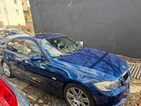 Gebraucht BMW 318 143 PS (105 kW) 2008 Blau Limousine