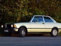 Używany BMW 318 102 KM (75 kW) 1980 Zielony Sedan/Limuzyna