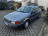 Gebraucht VW Passat 90 PS (66 kW) 1992 Grau Limousine