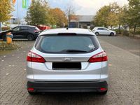 Gebraucht Ford Focus 105 PS (77 kW) 2013 Silber Kombi