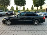 Gebraucht Mercedes E500 AMG 388 PS (285 kW) 2007 Schwarz Limousine