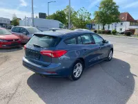 Gebraucht Ford Focus Active X 125 PS (91 kW) 2020 Grau Kombi