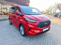 Gebraucht Ford Tourneo Titanium 150 PS (110 kW) 2024 Artisan red Van / Kleinbus