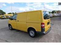 Gebraucht VW T5 84 PS (61 kW) 2012 Ginstergelb r1032 Van