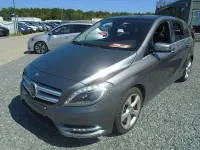 Gebraucht Mercedes B200 136 PS (100 kW) 2013 Grau Kleinwagen