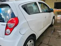 Gebraucht Chevrolet Spark 69 PS (50 kW) 2013 Weiß Kleinwagen
