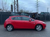 Gebraucht Opel Astra Active 120 PS (88 kW) 2013 Rot Limousine