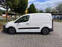 Gebraucht Peugeot Partner Tepee Outdoor 120 PS (88 kW) 2016 Weiß Van / Kleinbus