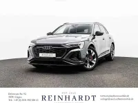 Gebraucht Audi Q8 e-tron S-Line 250 kW (340 PS) 2023 Daytonagrau perleffekt SUV