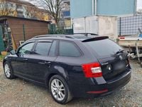 Gebraucht Skoda Octavia Ambition 116 PS (85 kW) 2018 Schwarz Kombi