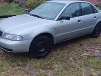 Gebraucht Audi A4 125 PS (91 kW) 1996 Silber Limousine