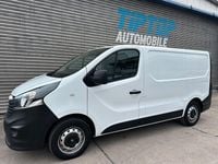 Gebraucht Opel Vivaro 121 PS (88 kW) 2019 Weiß Van / Kleinbus