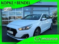 Gebraucht Hyundai i30 Trend 120 PS (88 kW) 2018 Polar white Kombi