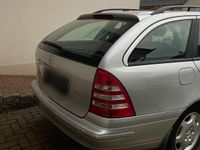 Gebraucht Mercedes C200 Classic 122 PS (89 kW) 2004 Silber Kombi