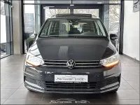 Gebraucht VW Touran 150 PS (110 kW) 2022 Grau Van / Kleinbus