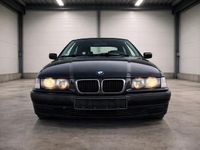 Gebraucht BMW 316 105 PS (77 kW) 1999 Schwarz Limousine