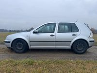 Gebraucht VW Golf IV 105 PS (77 kW) 2001 Silber Kleinwagen
