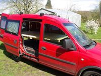 Usata Opel Combo 75 CV (55 kW) 2008 Rosso Monovolume