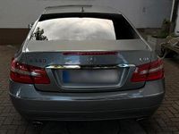 Gebraucht Mercedes E350 2009 Grau Coupé