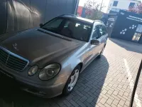 Gebraucht Mercedes E220 150 PS (110 kW) 2004 Gold Kombi