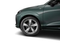 Neu Audi Q3 150 PS (110 kW) 2026 Salbeigrün metallic SUV