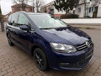 Gebraucht VW Sharan Comfortline 150 PS (110 kW) 2019 Blau Van / Kleinbus