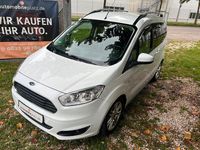 Gebraucht Ford Tourneo Courier Titanium 101 PS (74 kW) 2016 Weiß Van / Kleinbus