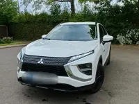 Używany Mitsubishi Eclipse Cross Basis 98 KM (72 kW) 2022 Biały SUV