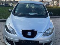 Gebraucht Seat Altea Comfort 102 PS (75 kW) 2009 Grau Limousine