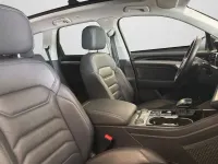 Gebraucht VW Touareg Elegance 381 PS (280 kW) 2022 Deep black perleffekt (metallic) SUV