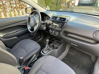 Gebraucht Mitsubishi Space Star Diamant Edition 71 PS (52 kW) 2019 Weiß Kleinwagen