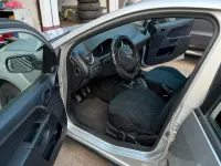 Gebraucht Ford Fiesta 59 PS (43 kW) 2005 Silber Kleinwagen