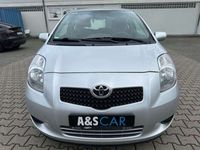 gebraucht Toyota Yaris Sol 1,3 VVT-i -KLIMA-8 X BEREIFT