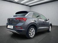 Gebraucht VW T-Roc 150 PS (110 kW) 2025 Grau SUV
