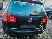 Gebraucht VW Passat 150 PS (110 kW) 2005 Schwarz Kombi