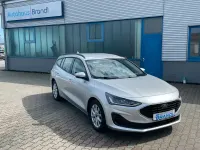 Gebraucht Ford Focus Cool & Connect 120 PS (88 kW) 2022 Silber Limousine