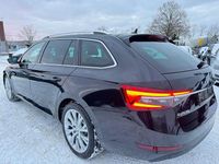 Gebraucht Skoda Superb Premium Edition 150 PS (110 kW) 2022 Schwarz Limousine