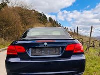 Gebraucht BMW 330 Cabriolet 245 PS (180 kW) 2012 Blau Cabrio