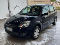 Gebraucht Ford Fiesta 80 PS (58 kW) 2007 Blau Kleinwagen