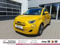 Neu Fiat 500 65 PS (47 kW) 2026 Gelb Limousine