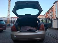 Gebraucht Nissan Almera 101 PS (74 kW) 2003 Gold Limousine