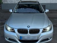 Gebraucht BMW 330 245 PS (180 kW) 2009 Silber Kombi