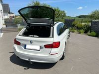 gebraucht BMW 520 dA Touring AHK/Standhzg/PanoGSD/8fachbereift