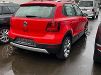 Gebraucht VW Polo Cross 90 PS (66 kW) 2014 Rot Kleinwagen