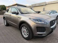 Gebraucht Jaguar E-Pace 200 PS (147 kW) 2019 Silicon silver SUV