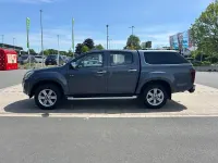 Gebraucht Isuzu D-Max 163 PS (119 kW) 2019 Grau SUV
